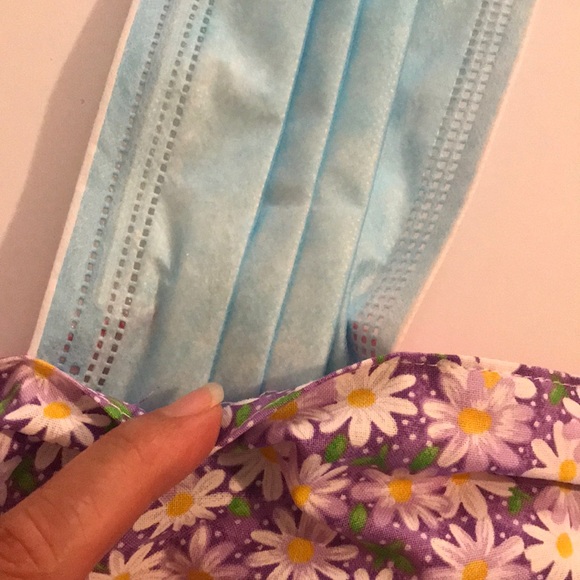 2 Face Masks REVERSIBLE Boho Floral Green & Purple - Picture 6 of 11